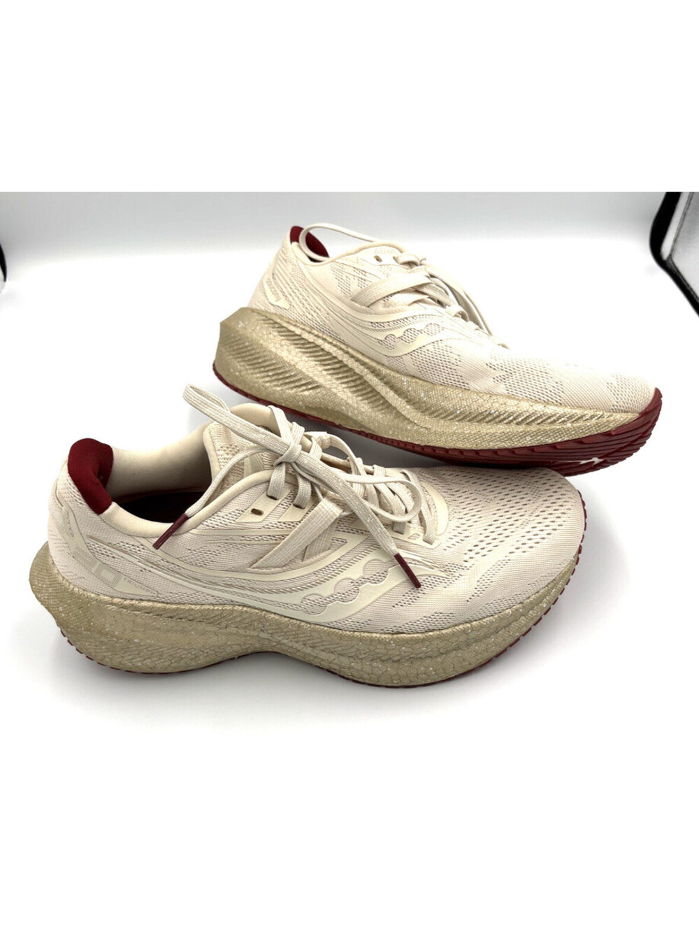Saucony Triumph 20 Running Shoes Women’s 9 White Sustainable Cushion